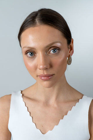 Zirkon Taşlı Midye Küpe