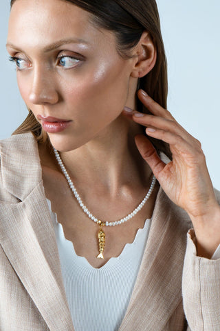 Pearl And Fish Kolye