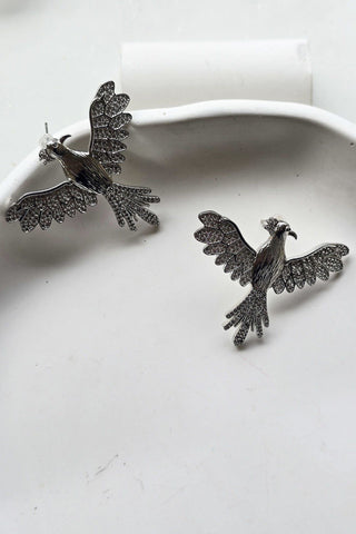 Anka Küpe / Sallantısız